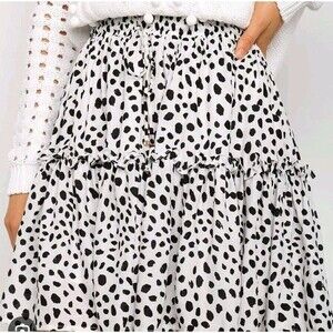 Alelly Skirt Size L Ruffle Trim White Black Spots Pull On Lined